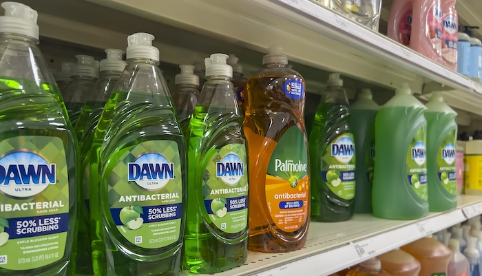Por qué los jabones de cocina destruyen el planeta