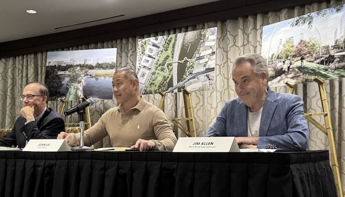 Senador John Liu apoya construcción de casino en Citi Field