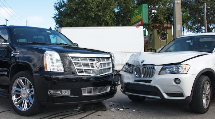 Cómo parar el fraude y alto costo de seguros de auto