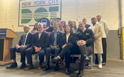 8.750 bancas en paradas de buses en NYC