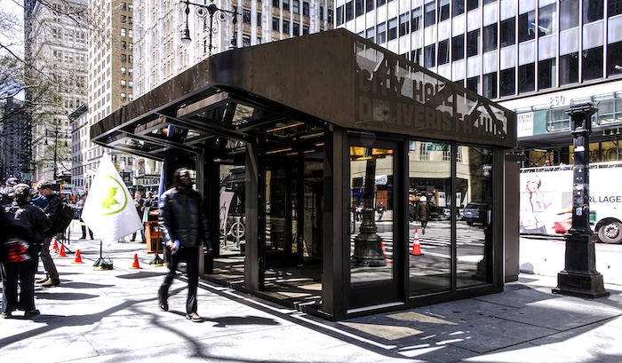 Inauguran centro de atención a deliveristas en NYC